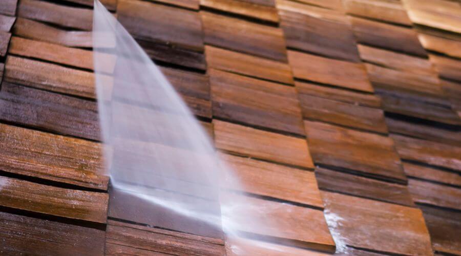 Professional gutter cleaning in Pekin, ND